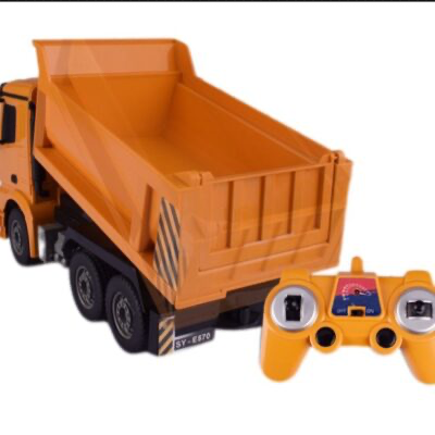 DE 1/26 RC Mercedes Dump Truck - Image 2