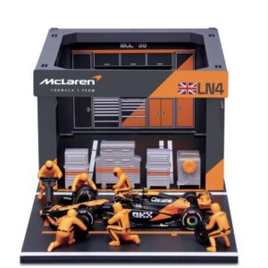Burago 1/43 Mclaren Pit Pass MCL39